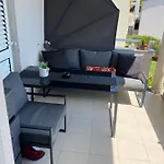 Donna Sandra * Vrh (Krk)